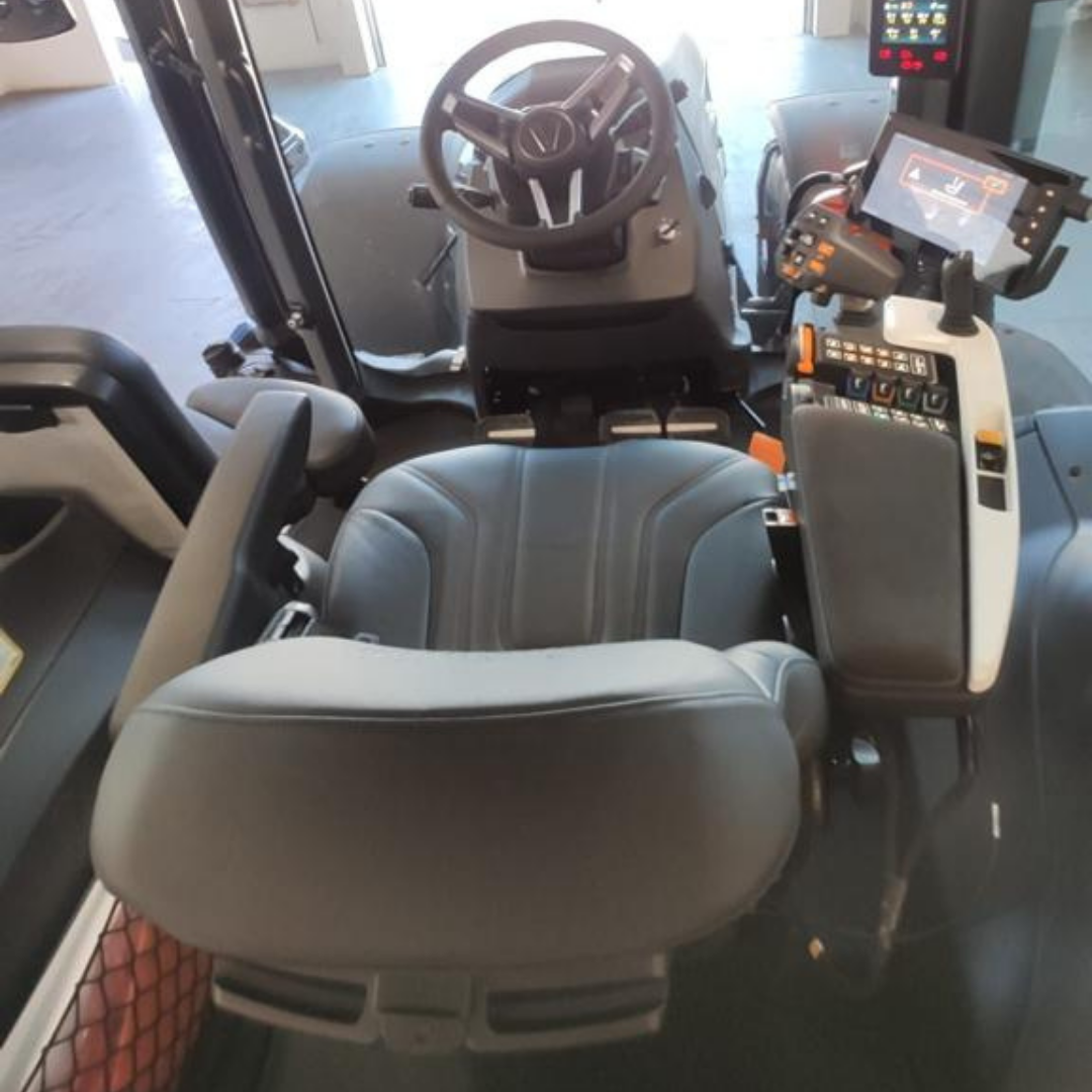 Valtra Q305 en alquiler